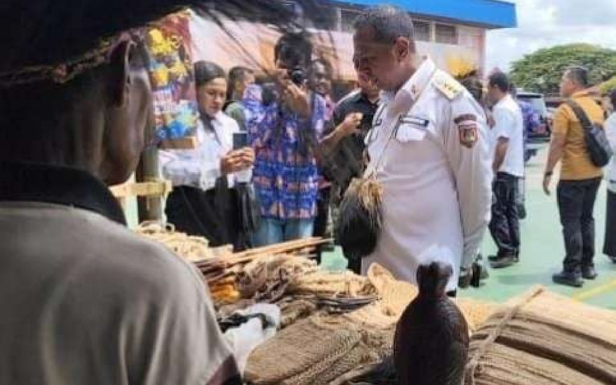 Gubernur Apolo Safanpo: Festival Budaya Papua Selatan Momentum Hidupkan Nilai Tradisi