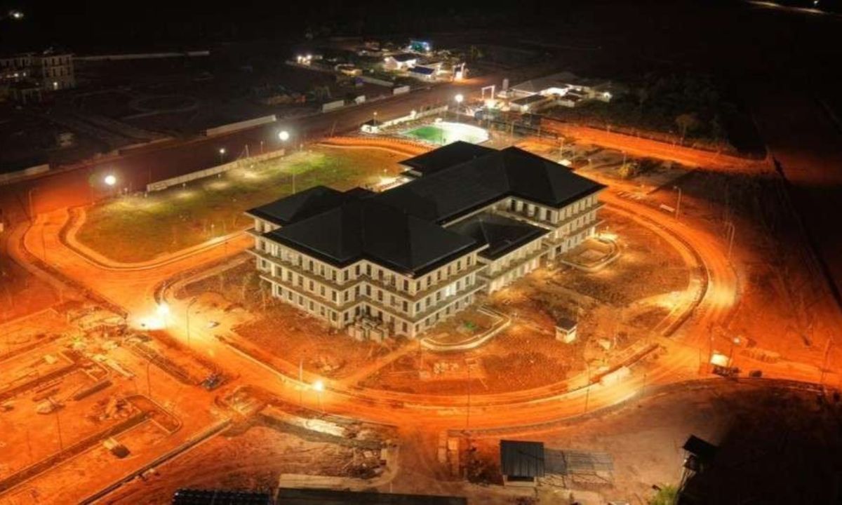 PLN Sambungkan Listrik 1,11 MVA di Kawasan DOB, Pemerintahan Papua Selatan Siap Beroperasi Optimal