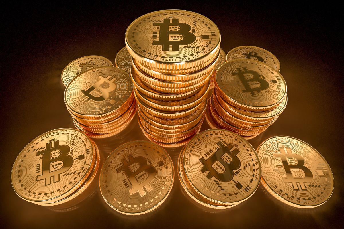 Harga Bitcoin Stabil di $117 Ribu, Volume Perdagangan Naik 30%