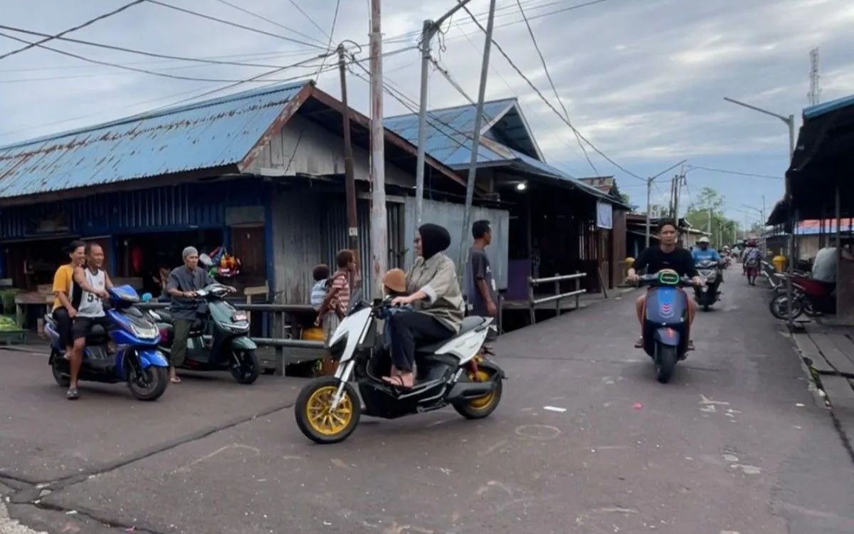 Agats Menuju Kota Motor Listrik: Langkah Nyata PLN Papua Wujudkan Transisi Energi Bersih