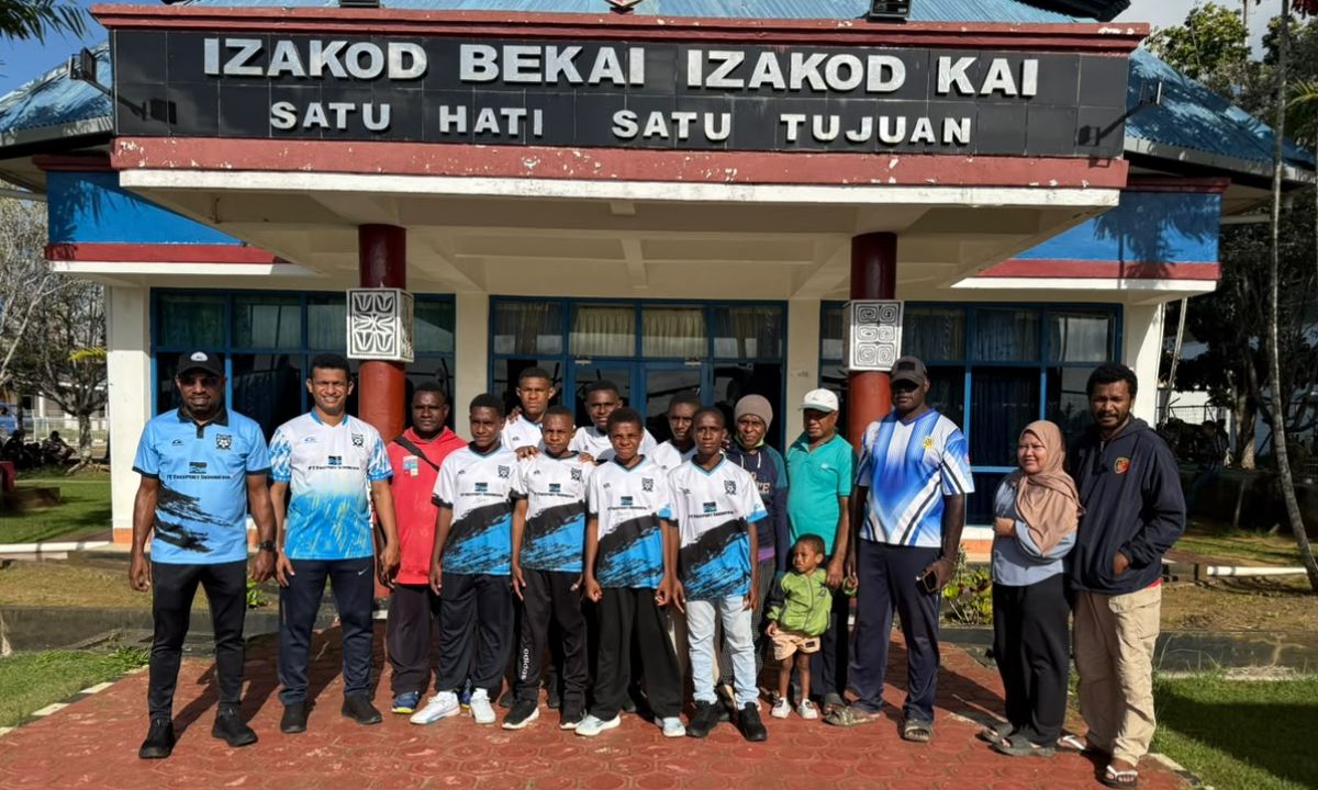 Berbakat! 8 Pesepak Bola Muda Papua Selatan Tembus Final Camp Papua Football Academy di Timika
