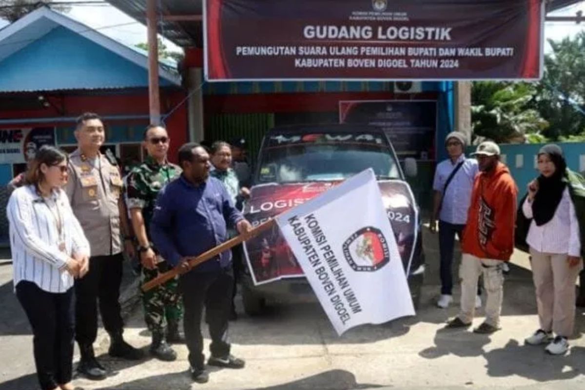 Pengamanan Ketat Warnai Distribusi Logistik PSU Pilkada 2024 di Boven Digoel
