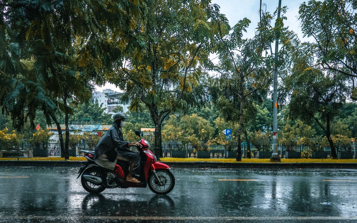 Waspada Cuaca Ekstrem Arus Balik Lebaran 2026: BMKG Ingatkan Potensi Hujan Lebat di Berbagai Wilayah