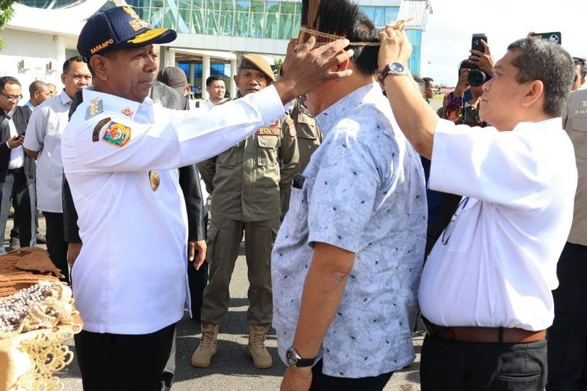 Sambutan Hangat Apolo Safanpo untuk KONI Pusat dan BPK RI di Tanah Papua Selatan