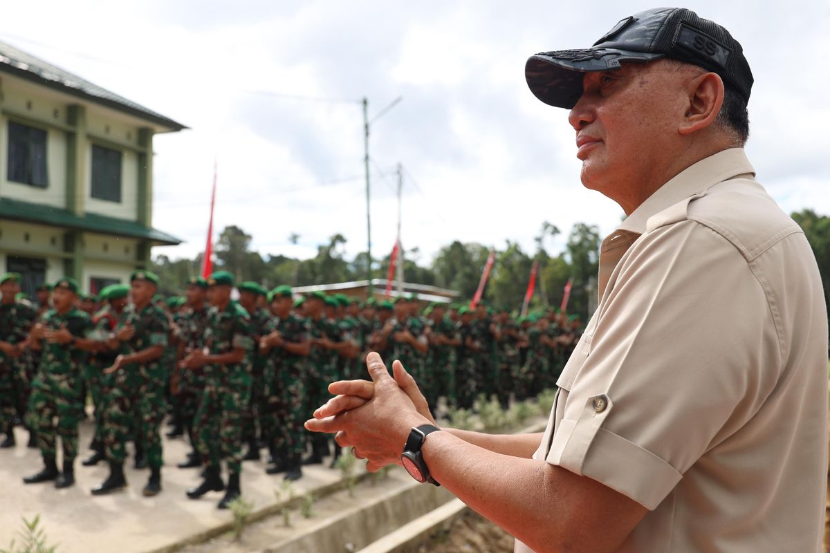 Menhan Sjafrie Sjamsoeddin Tinjau BTP 803/KYK: Langkah Nyata Perkuat Pertahanan di Papua Selatan