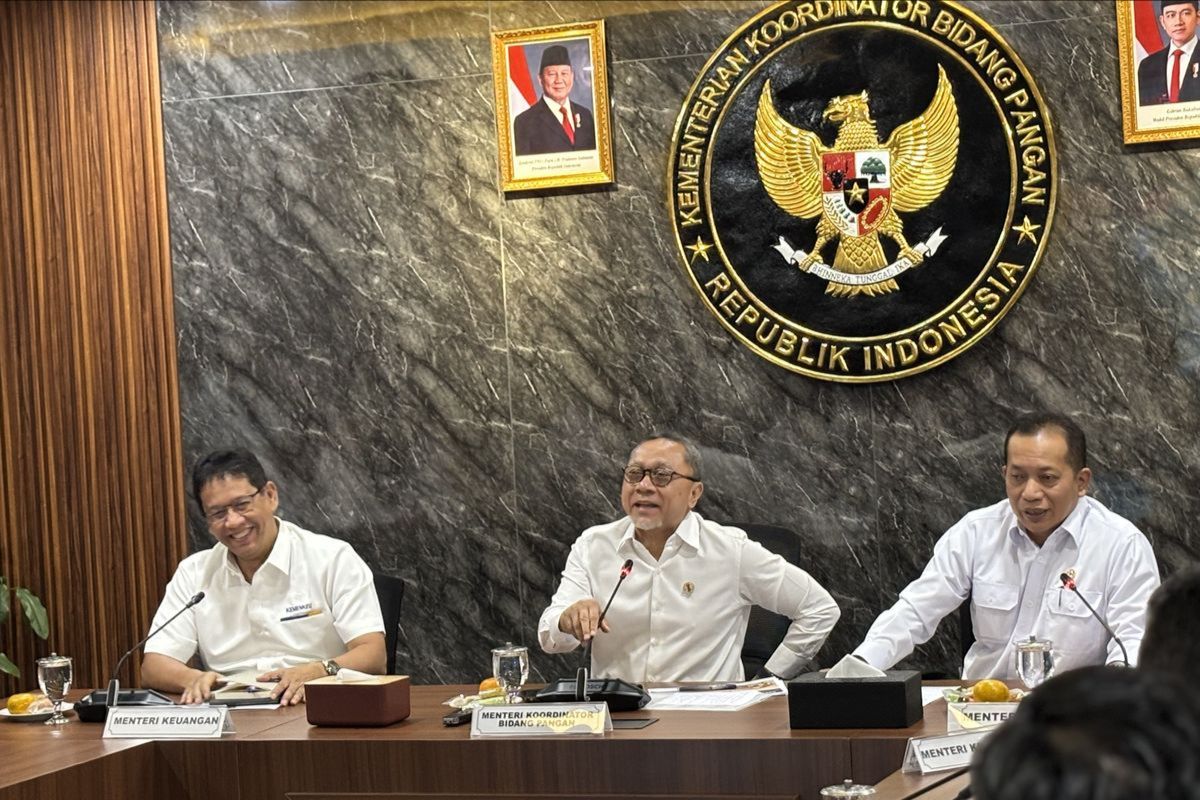 Hak Guna Usaha 1 Juta Hektare di Wanam Dikebut, Zulhas Pastikan Selesai Akhir Bulan
