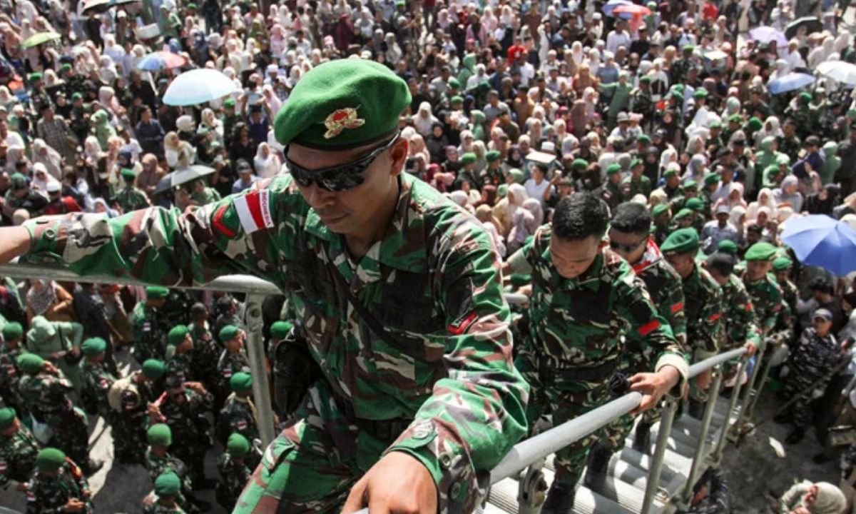 Menjaga Kedaulatan di Ujung Timur: 450 Prajurit Yonif 117/Ksatria Yudha Siap Amankan Perbatasan RI–PNG