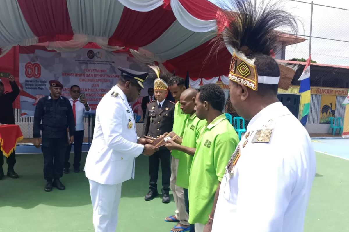 482 Warga Binaan Lapas Merauke Terima Remisi HUT RI ke-80