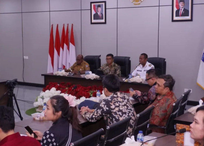 Pemeriksaan BPK Dimulai, Apolo Safanpo Minta Kepala OPD Papua Selatan Siapkan Data Akurat