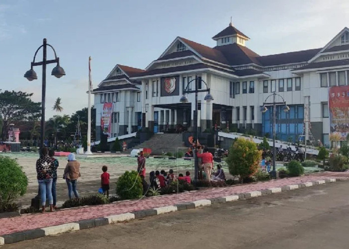 Apolo Safanpo Targetkan Kantor Pemerintahan Papua Selatan Rampung Desember 2025