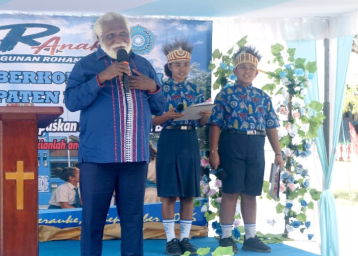 Peran SMP YPK Merauke Cetak SDM Papua Selatan, Wagub Dorong Pembinaan Mental Pelajar