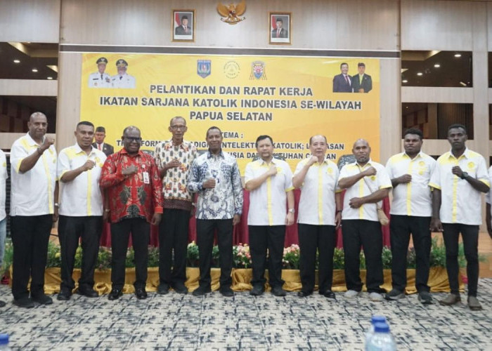 Gubernur Apolo Safanpo Tantang Intelektual ISKA Papua Selatan Lahirkan Inovasi Nyata