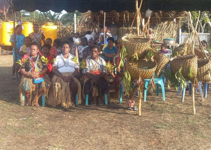 Dari Inkulturasi hingga Gotong Royong, Umat Katolik Wujudkan Gereja St. Theresia Buti