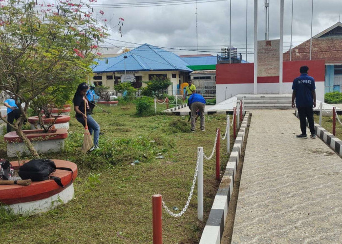Aksi Bakti Sosial di Tugu Pepera, Semangat Pemuda Papua Selatan Sambut HUT RI ke-80