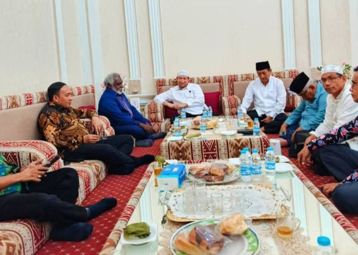 Wagub Papua Selatan Jalin Silaturahmi dengan Habib Alwi bin Saggaf Aljufri di Palu