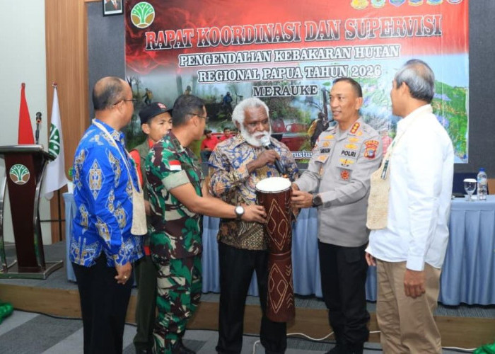 Pengendalian Karhutla di Tanah Papua: Integrasi Adat, Teknologi, dan Kesiapsiagaan Personel