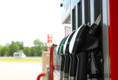 Pertalite Tembus Rp25 Ribu di Distrik Waan, Janji Manis BBM Satu Harga Ditagih Warga