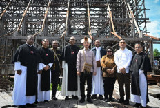 Simbol Keberlanjutan di Asmat: Wapres Gibran Tinjau Pembangunan Gereja Katedral Salib Suci Baru Agats