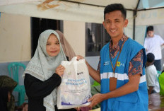 Terang Berkah Ramadan: PLN Hadirkan 1.200 Paket Sembako Murah untuk Warga Merauke