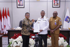 Gubernur Apolo Safanpo Minta Kepala OPD Siapkan Data Akurat untuk Pemeriksaan BPK